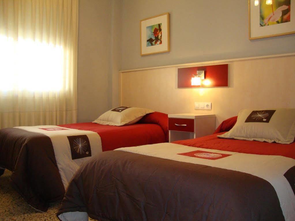 Hostal บาดาโลนา ภายนอก รูปภาพ