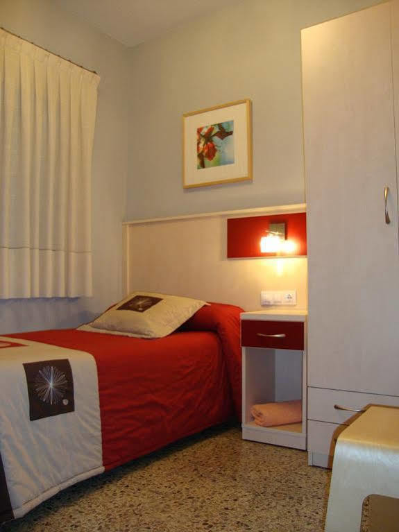 Hostal บาดาโลนา ภายนอก รูปภาพ